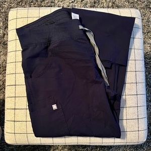 FIGS - Kade Cargo Scrub Pants - NAVY